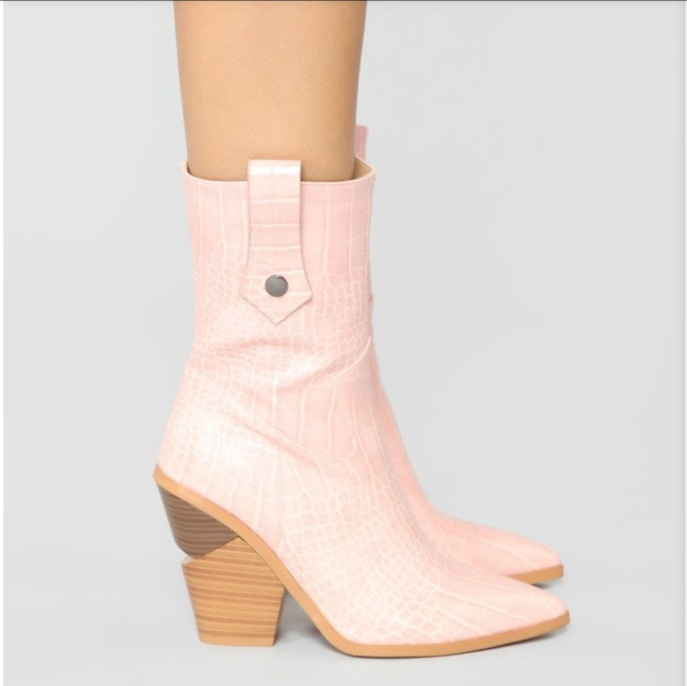 Fashion boots 💗